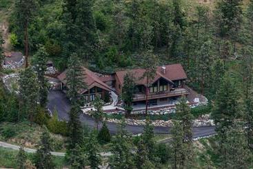 Cashmere Mountain Bed & Breakfast