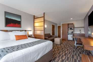Microtel Inn & Suites By Wyndham Niagara Falls