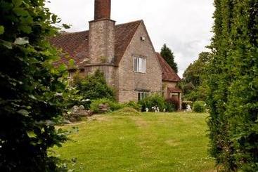 민박 Church Hill Farm