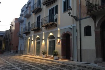 تختخواب و صبحانه Ai Gradini Affittacamere