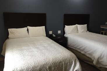 酒店 La Bonita Inn & Suites   Crane