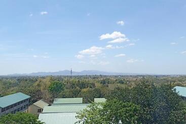 Apart Otel Anne S Place At Hope Residences   Smdc Condo Beside Sm Trece