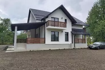 Pensiunea La Cazaci