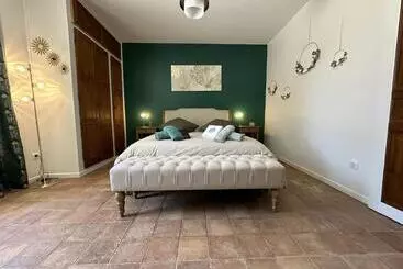 Aamiaismajoitus (B&B) En Barreau