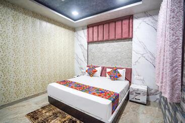 Fabhotel Shree Priya Pritam Dham