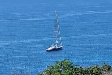 پانسیون P R A T O E O N D E