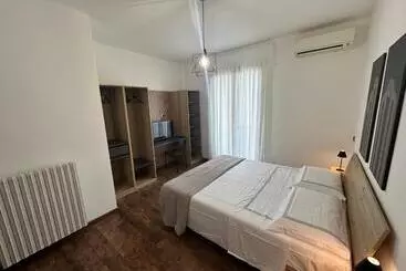 ベッドアンドブレックファースト All Ombra Della Magnolia