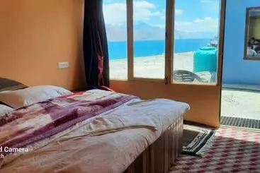 Bed & Breakfast Coasltine Cottages Lukung Ladakh By Lexstays