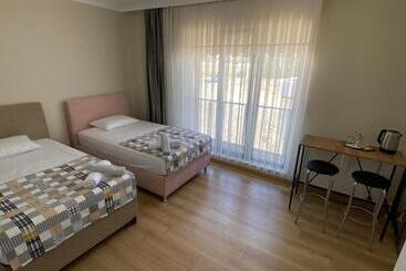 פנסיון Double Room With Bathroom And Breakfast