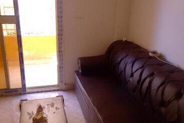 הוסטל مدينه بدر الاندلس شباب