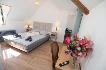 Bed and Breakfast L Echo Des Bois