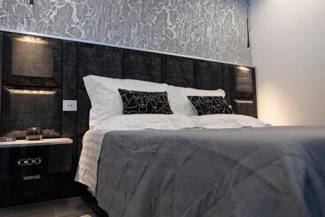 Bed and Breakfast Suite17   Luxury Guesthouse