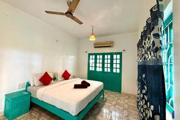 Hotel Dreamy Vibe Stays