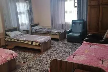 Majatalo Altyn Bulak Guest Hause