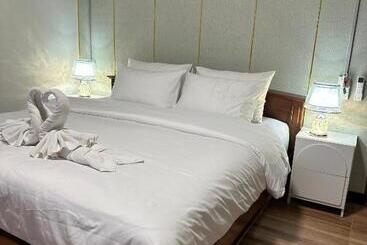 Service Apartment Lampang Room101 ใจกลางเมืองใกล้กาดกองต้า