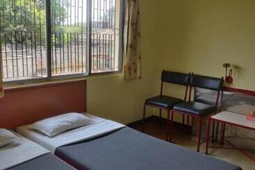 Hotell Parth Residency