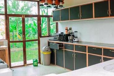 Ubuntu Kreative Village