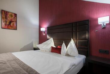 酒店 The Fifth Floor By Old Town