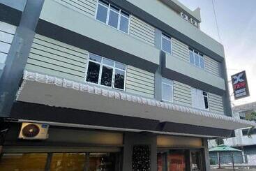 Panzió Xten Guest House Near Harbour Bay Batam