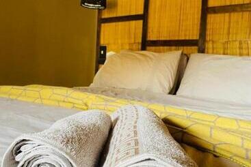 פנסיון Elephant Corridor Lodge