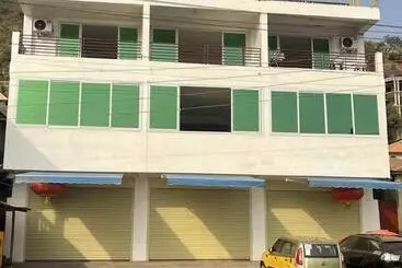 پانسیون Laka Guest House