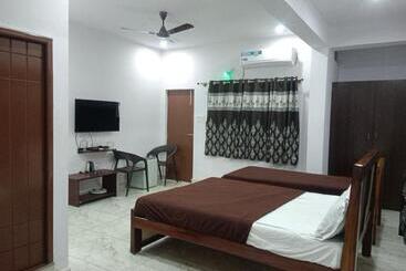 Green Island Nature Resort With Swimming Pool