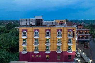 Hotel Foxoso Taj View