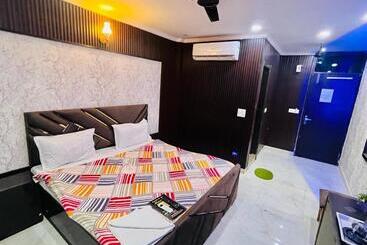 Szálloda Nizamuddin Fab