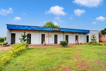 Szálloda Oyo Funtiniya Park And Resort