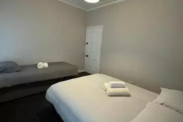 Pensión Superb Triple Room Beside Croke Park   1