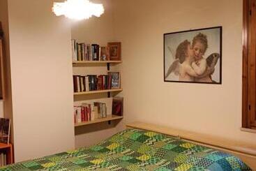 مبيت وإفطار Casa Ciclamina