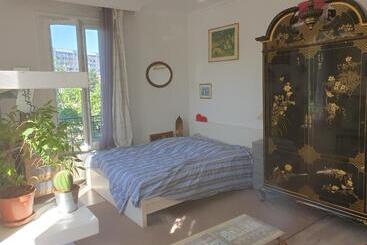 پانسیون Maison Meublée Proche Des Jo Et Grande Fan Zone