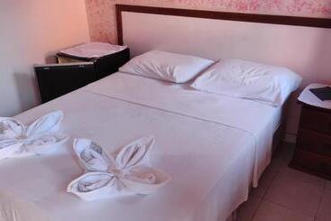 פנסיון Aluguel De Suítes São Pedro Da Aldeia