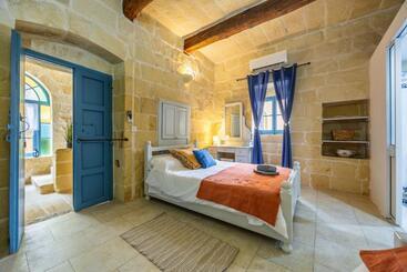 پانسیون Sunset Glow 2 At Tan Neputi By Solea