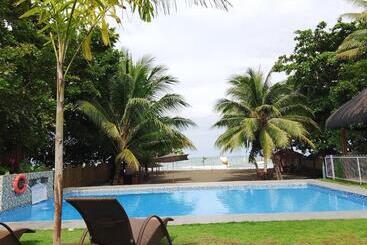 Sevens Hideaway Beach Resort