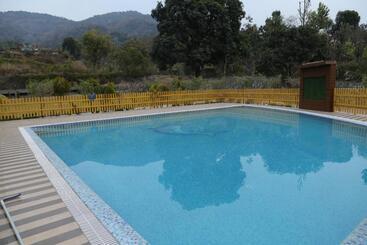 Bed & Breakfast Sundarvan Cafe N Retreat