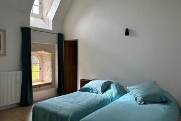 צימר Les Communs De Chiffrevast