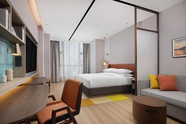 هتل Home2 Suite By Hilton Wuhan Economic Development Zone