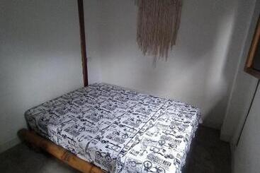 הוסטל Eden Garden