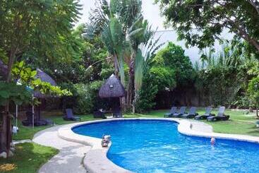 בית מלון כפרי Maritoni Bali Suites And Villas