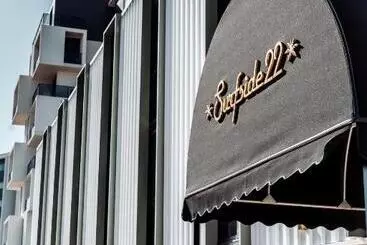 モーテル Surfside 22