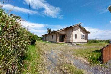 Pension 奄美ゲストハウス宇宿サンライズビーチ