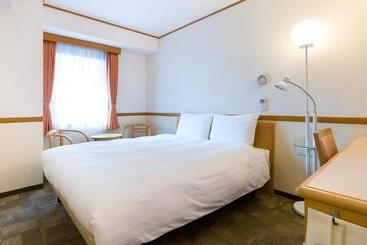 Hotel Toyoko Inn Sasebo Ekimae