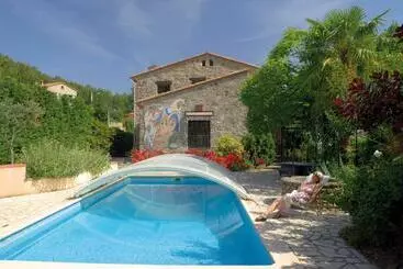 Bed and Breakfast Les Loges Du Jardin D Aymeric