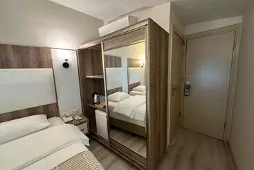 Otel Line Suite
