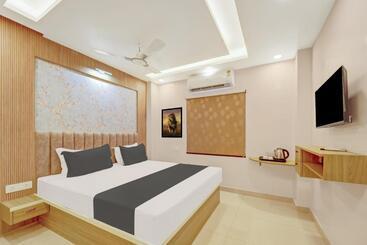 Hotell Super Oyo Flagship Vr