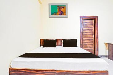 O S.b.n Hotel And Reseidency