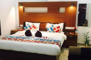 Hotel Rieva Residency