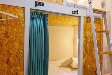 Vandrarhem Kizuna Hotel Gojo Kiyomizu Dera Kamogawa