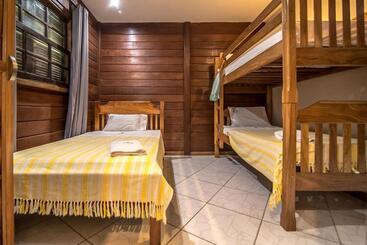 منتجع Ossanzaia Bilene Lodge